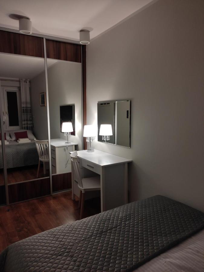 Red Apartament *