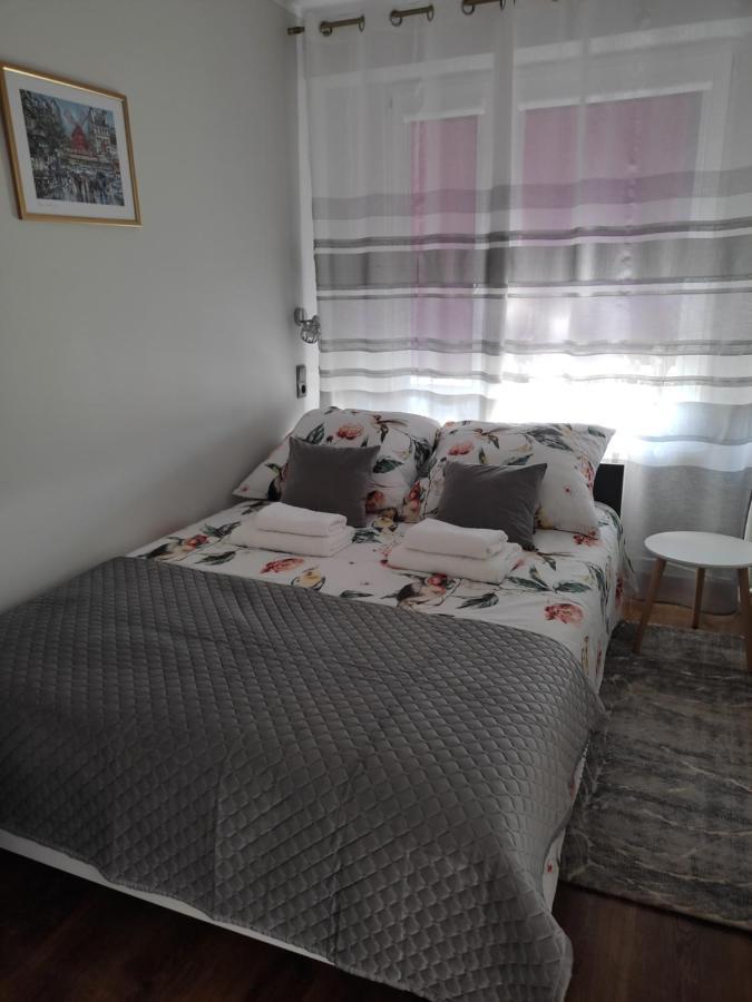 Red Apartament Olsztyn (Warmian-Masurian)
